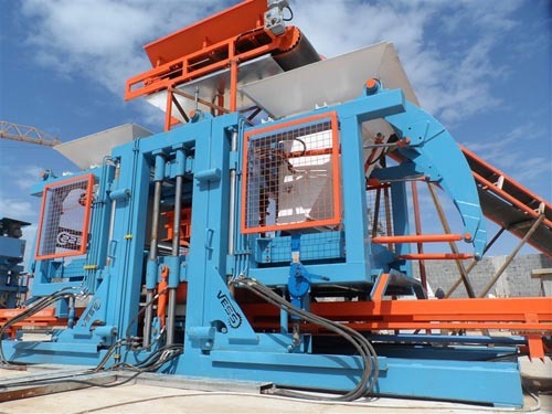 ქვაფენილის ფილის დანადგარი