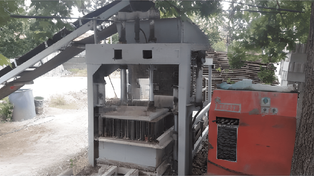 მეორადი 4-იანი ბლოკის დანადგარი